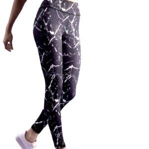 ARITZIA TNA Cotton Blend Yoga Waist Black   Cream Abstract Leggings Size Small